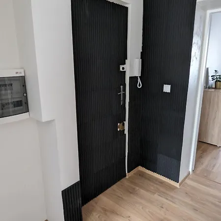 Kalwaryjska Spot Apartment In A Good Location Cracovia Esterno foto