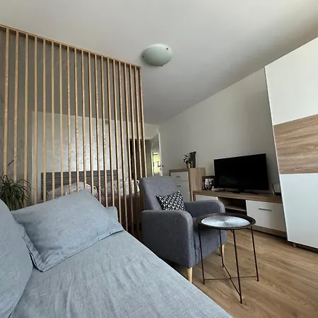 Kalwaryjska Spot Apartment In A Good Location Cracovia Esterno foto